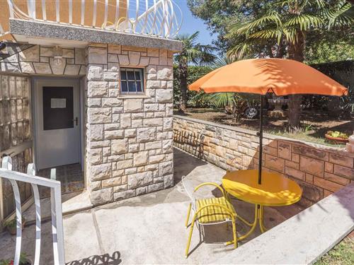 Holiday Home/Apartment - 2 persons -  - 52470 - Umag