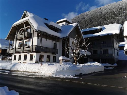 Holiday Home/Apartment - 4 persons -  - Neusach - 9762 - Weissensee