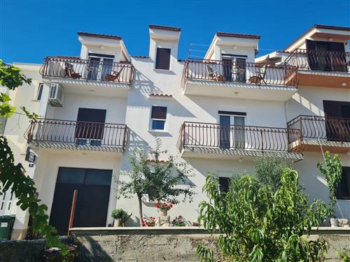 Ferielejlighed - 8 personer -  - Put Duboke Vode - 21224 - Slatine