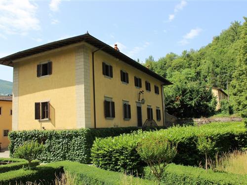 Holiday Home/Apartment - 10 persons -  - 50032 - Borgo San Lorenzo
