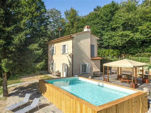 Fritidshus - 6 personer -  - SP - Calci - 56011 - Calci (Pi)