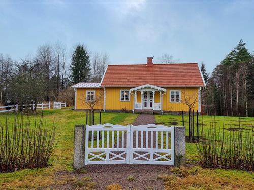 Sommerhus - 6 personer -  - Lilla Högshult - 333 92 - Broaryd