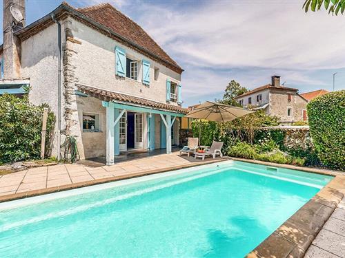 Sommerhus - 8 personer -  - Rue Castel Tambour - 64270 - Escos