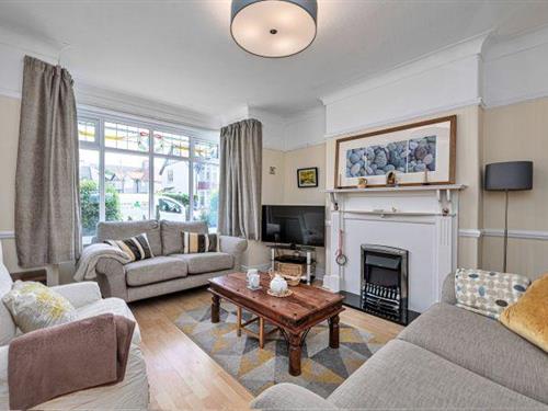 Holiday home - 6 persons -  - LL28 4NB - Rhos On Sea