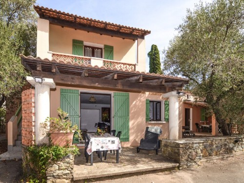 Holiday home - 5 persons -  - St288 strada territoriale RT - 20213 - Querciolo