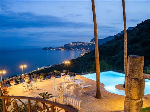 Sommerhus - 12 personer -  - Letojanni - 98037