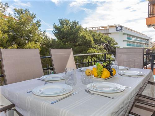 Holiday Home/Apartment - 5 persons -  - Salou - 43840