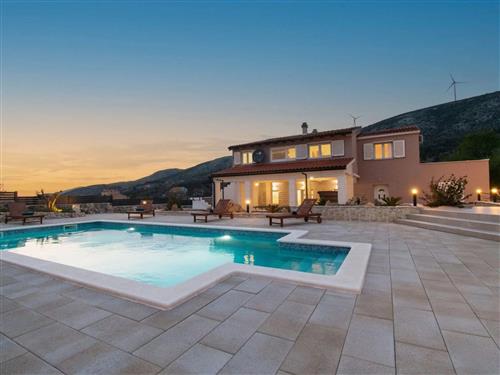 Holiday home - 9 persons -  - Bilice - 22000