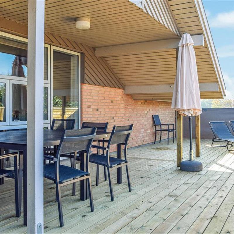 Sommerhus - 10 personer -  - Pøt Strandby - Pøt Strandby - 7130 - Juelsminde