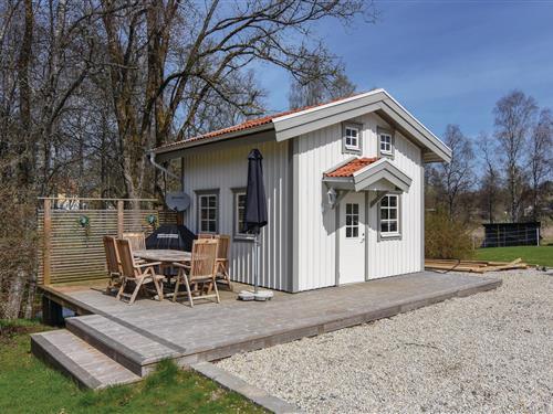 Holiday Home/Apartment - 4 persons -  - Tenggrens Väg - 458 30 - Färgelanda