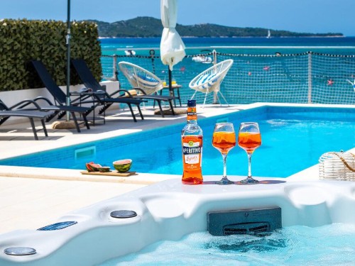 Sommerhus - 12 personer -  - Put Pjescane plaze - Sibenik-Zaboric - 22000 - Zaboric