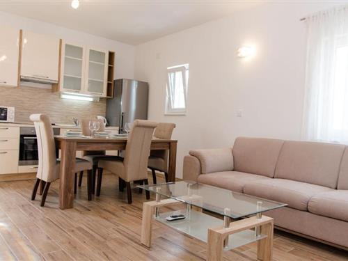 Ferienhaus - 4 Personen -  - Kaštel Novi - 21217 - Kaštel Novi