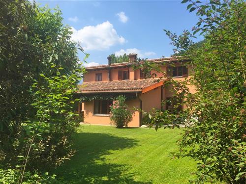 Holiday Home/Apartment - 6 persons -  - Figino - 6918