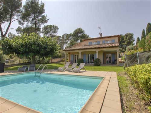 Holiday home - 6 persons -  - La Cadière D'azur - 83740