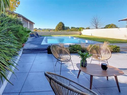 Holiday home - 8 persons -  - Avenue du Médoc - 33480 - Moulis-En-Médoc