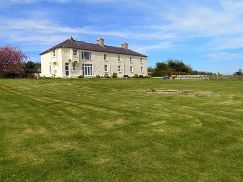 Holiday home - 4 persons -  - F92 YE13 - Portsalon