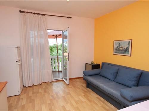 Holiday Home/Apartment - 5 persons -  - Jezera - 22242 - Jezera