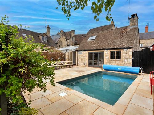 Sommerhus - 24 personer -  - GL6 6XX - Painswick