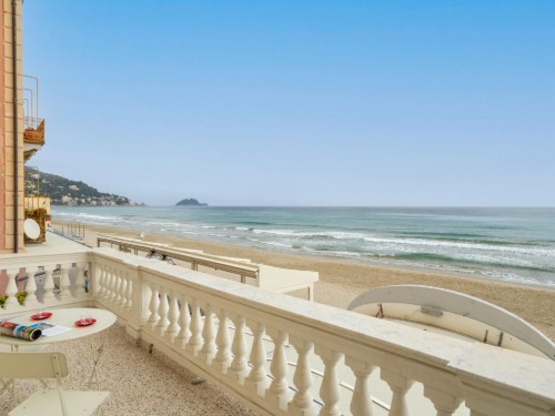 Holiday apartment - 6 persons -  - 17021 - Alassio