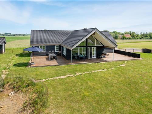 Sommerhus - 12 personer -  - Vestervænget - 5935 - Bagenkop