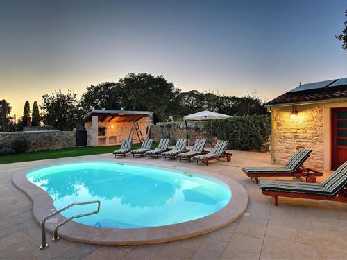 Holiday home - 10 persons -  - 52211 - Bale