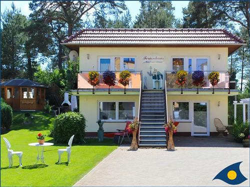 Holiday Home/Apartment - 4 persons -  - Heimstraße - 17419 - Ahlbeck (Seebad)