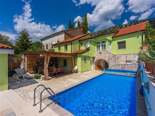 Holiday home - 8 persons -  - Novi Vinodolski/Bribir - 51253