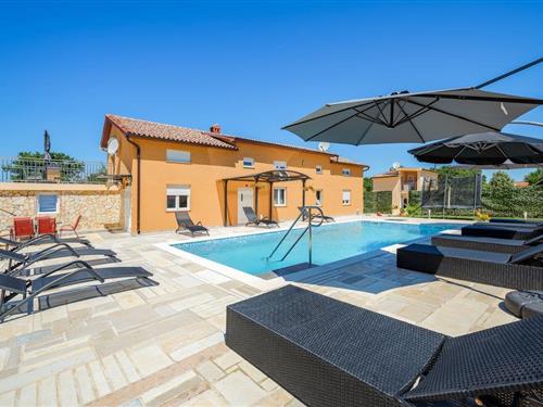 Holiday home - 11 persons -  - Cukrici, Cirka - 52341 - Savicenta