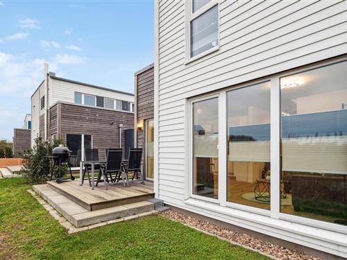 Holiday home - 4 persons -  - An den Pütten - 26969 - Tossens