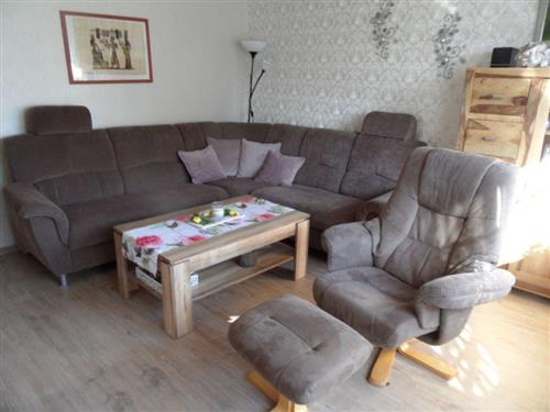 Holiday Home/Apartment - 3 persons -  - Woldegker Str. - 26532 - Großheide