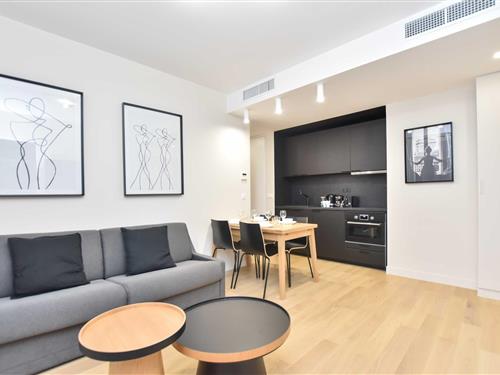 Holiday Home/Apartment - 6 persons -  - 75016 - Paris