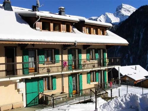 Holiday Home/Apartment - 7 persons -  - 74390 - Chatel