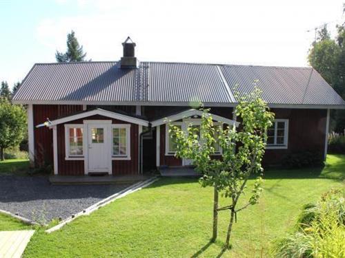 Holiday Home/Apartment - 7 persons -  - Skråckarberget - 68061 - Bograngen