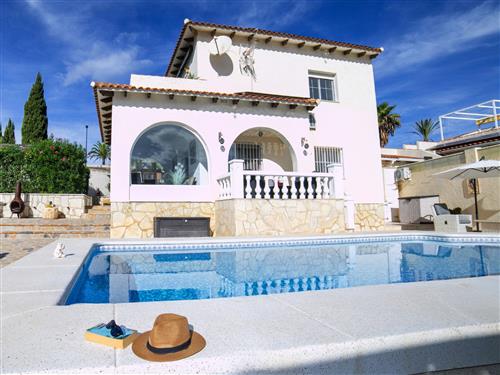 Holiday home - 8 persons -  - Albir - 03580