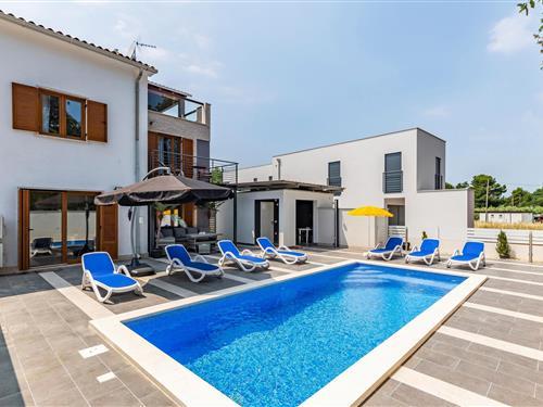 Holiday home - 8 persons -  - Volme - Banjole-Volme - 52100 - Banjole