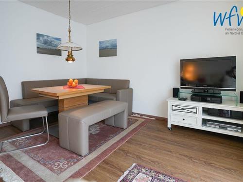 Holiday Home/Apartment - 4 persons -  - Kiebitzdelle-Leegde - 26757 - Borkum