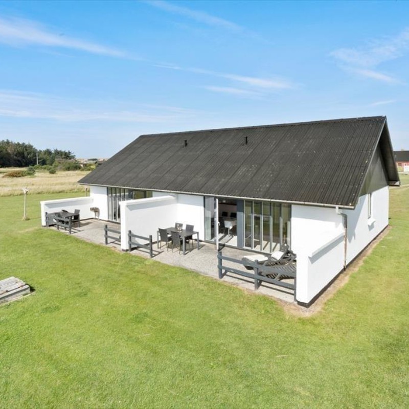 Sommerhus - 4 personer -  - Strandvejen - Vejlby Klit - 7673 - Harboøre