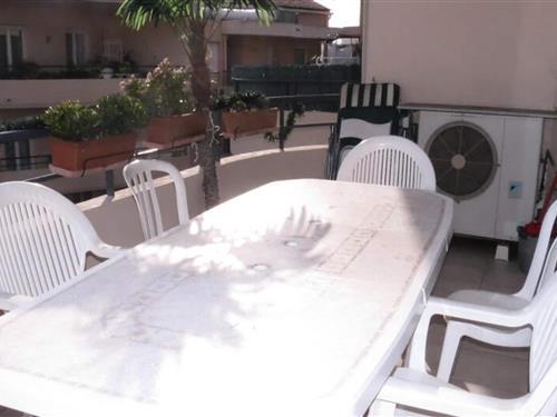 Holiday Home/Apartment - 8 persons -  - 83120 - Sainte-Maxime