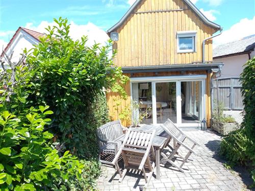 Holiday Home/Apartment - 4 persons -  - Fliederweg - 97618 - Rödelmaier