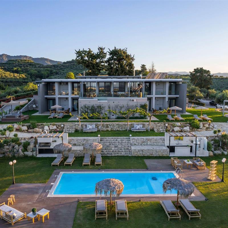 Sommerhus - 18 personer -  - Agia Marina - 731 00