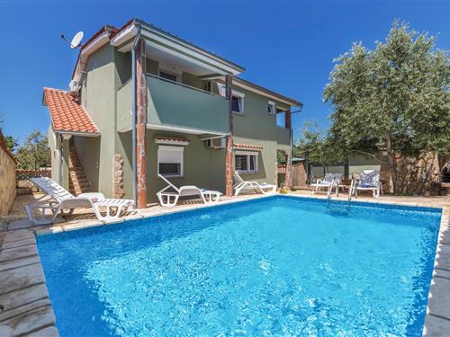 Holiday home - 8 persons -  - Peroj - Fazana-Peroj - 52215 - Peroj