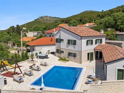 Sommerhus - 8 personer -  - Rakovo Selo - Sibenik - Dubrava Kod Sibenika - 22000 - Dubrava Kod Sibenika