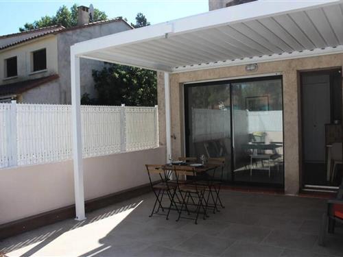 Holiday Home/Apartment - 4 persons -  - 66750 - St Cyprien