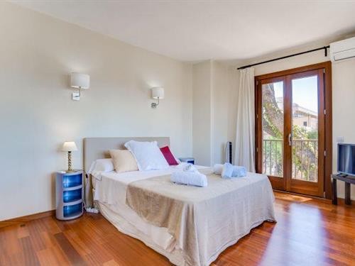 Holiday home - 7 persons -  - 07610 - Palma De Mallorca