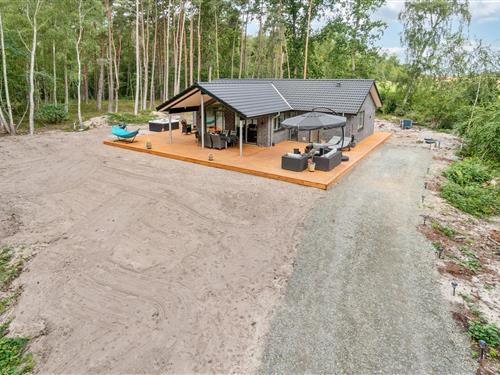 Holiday home - 8 persons -  - Munkegårdsskoven - Dueodde - 3730 - Nexø
