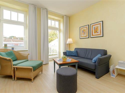 Holiday Home/Apartment - 2 persons -  - Strandstraße - 18225 - Ostseebad Kühlungsborn