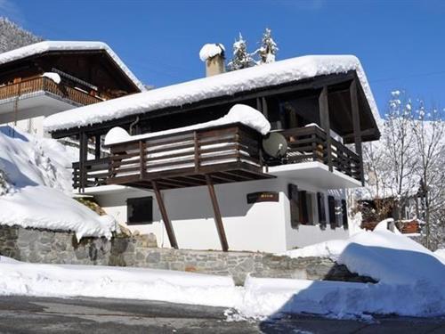 Holiday home - 9 persons -  - Luss - 3984 - Fiesch