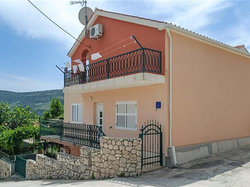 Holiday apartment - 2 persons -  - Pralisce I - Trogir-Marina - 21222 - Marina