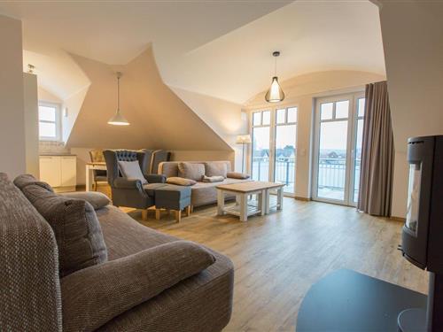 Holiday Home/Apartment - 4 persons -  - Strandstraße - 18225 - Ostseebad Kühlungsborn