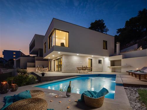 Sommerhus - 10 personer -  - Lucica - 21334 - Zaostrog